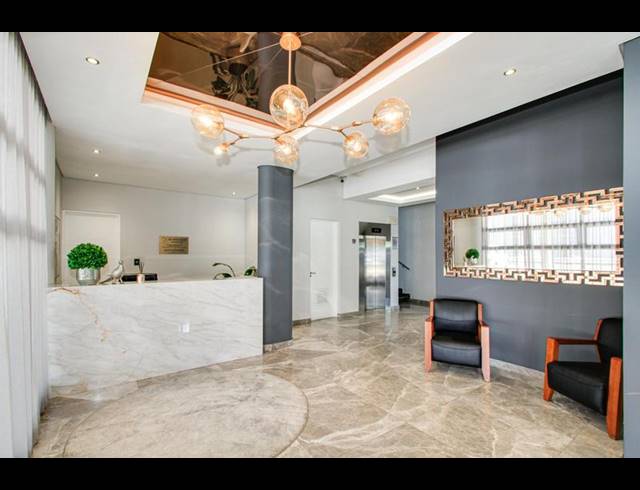 2 BEDROOM PROPERTY TO RENT IN HOUGHTON ESTATE